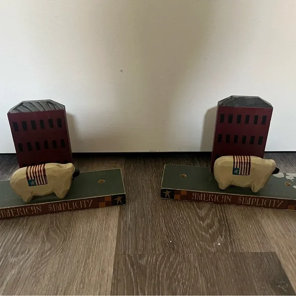 Americana Farmhouse Primitive Decor - Picture 1 of 5